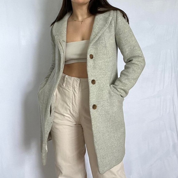 Babaton Trench Coat - Picture 2 of 5